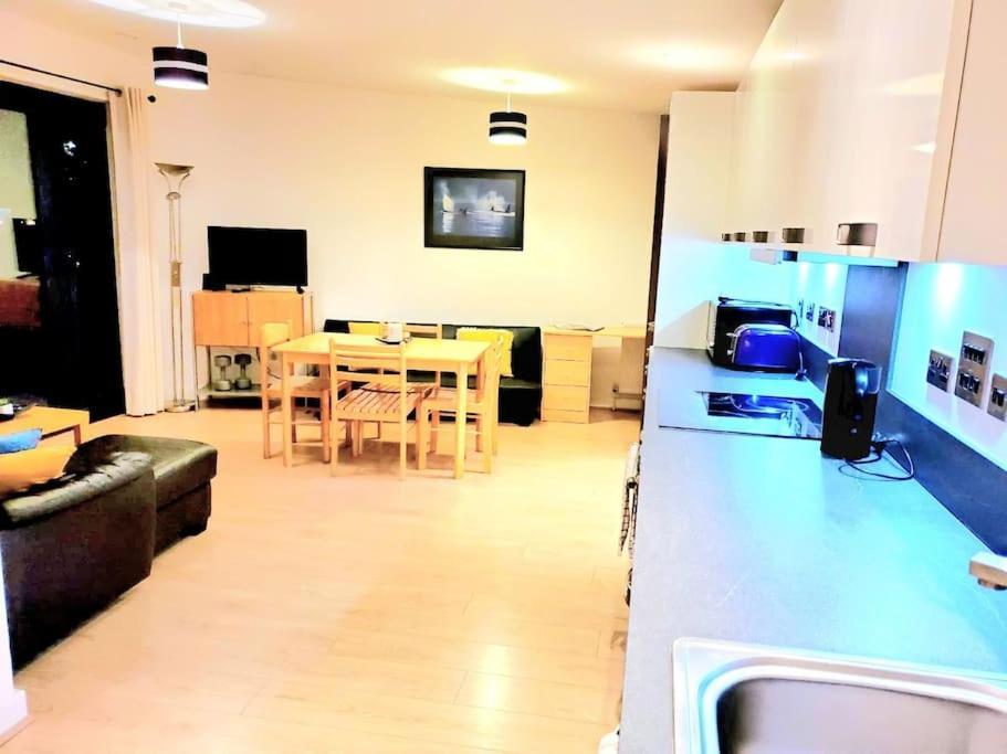 Battersea Power Station Suite Londyn Zewnętrze zdjęcie