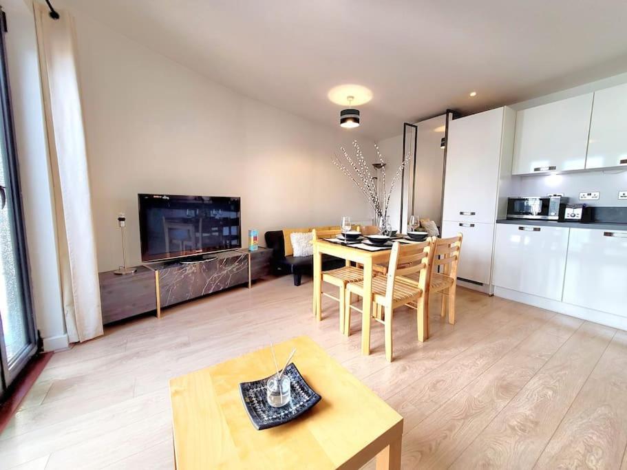 Battersea Power Station Suite Londyn Zewnętrze zdjęcie